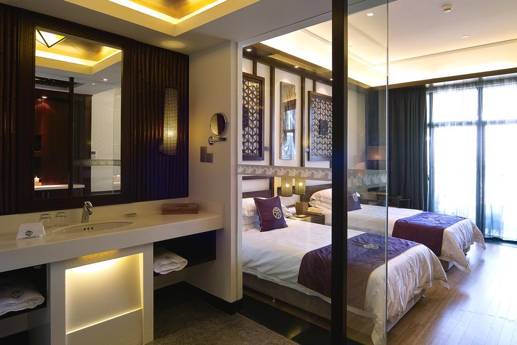 Huanxiu Resort & Spa Suzhou  Exterior photo